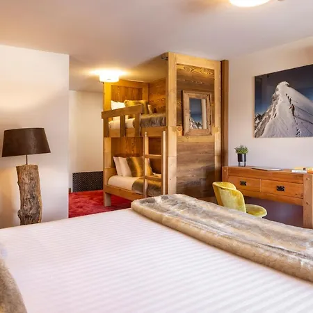 - Village Montana 3* Val-d'Isere