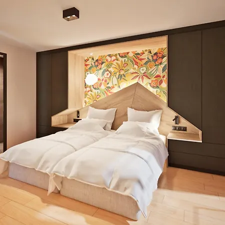 - & - Village Montana Hotel 3*